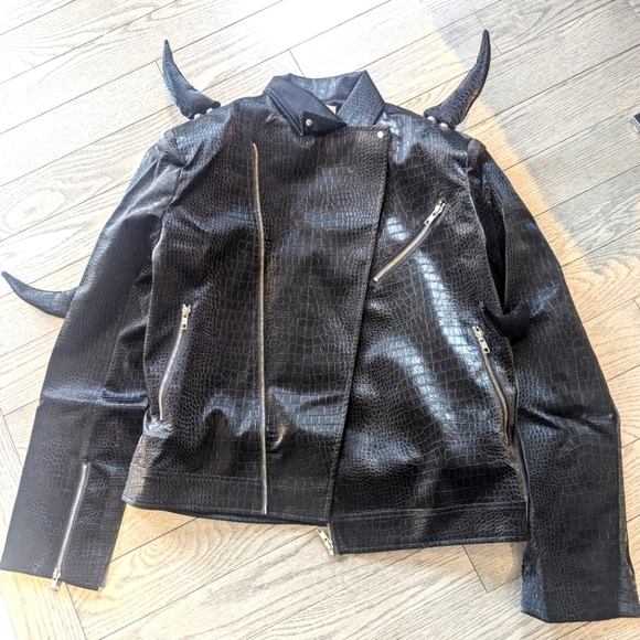 Men's Crocodile Pattern Vegan Leather Jacket with Magnetic Horns -NWT size S - Picture 2 of 8